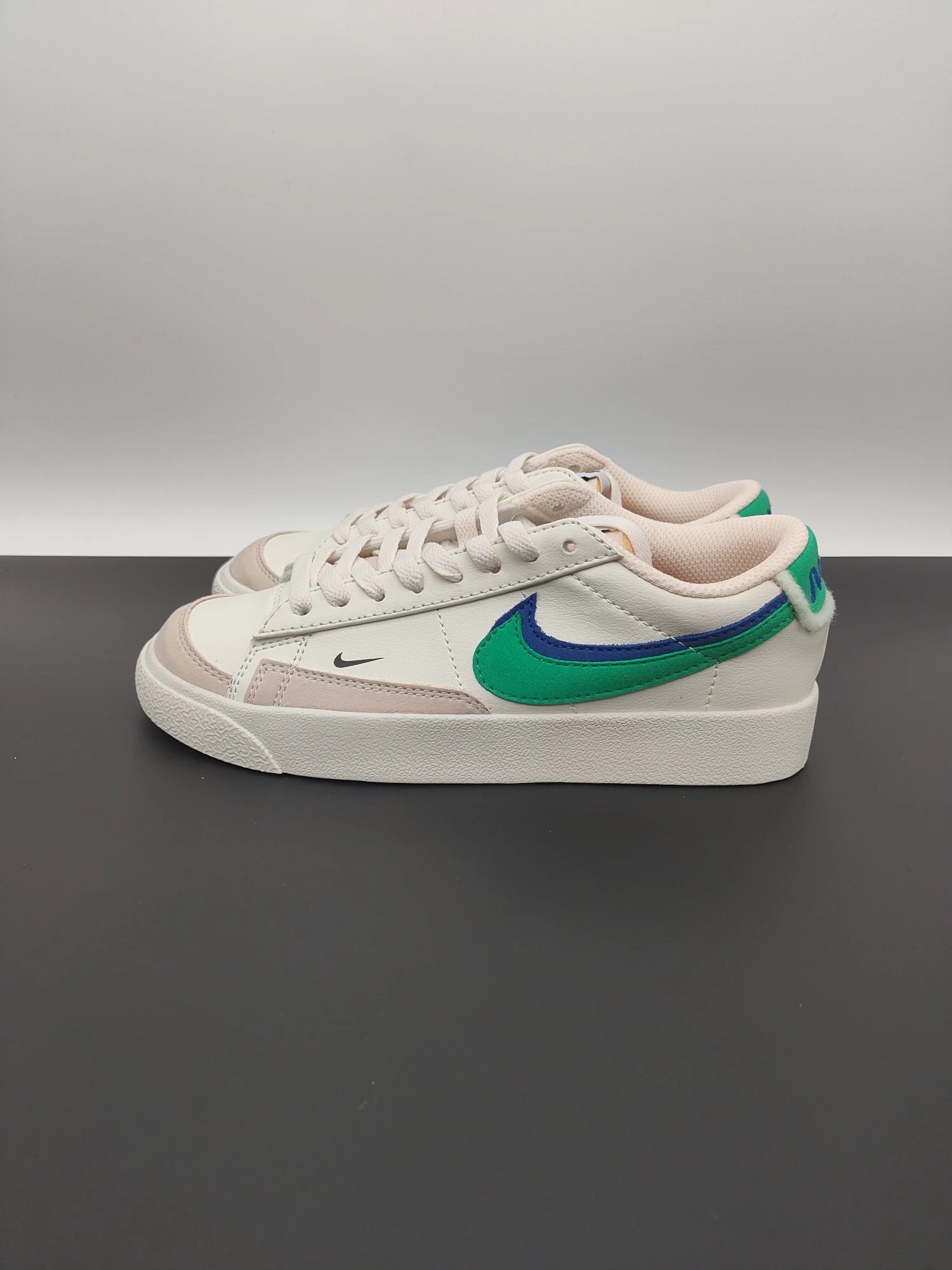 Blazer Low