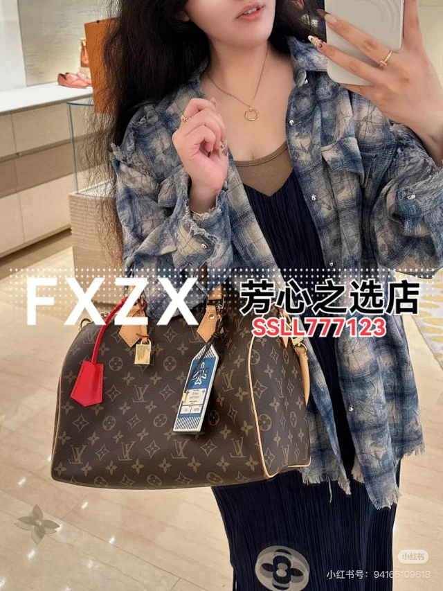 刘亦菲同款！LV Speedy Soft 30 Crafty 枕头包，单肩斜挎女包  第37张