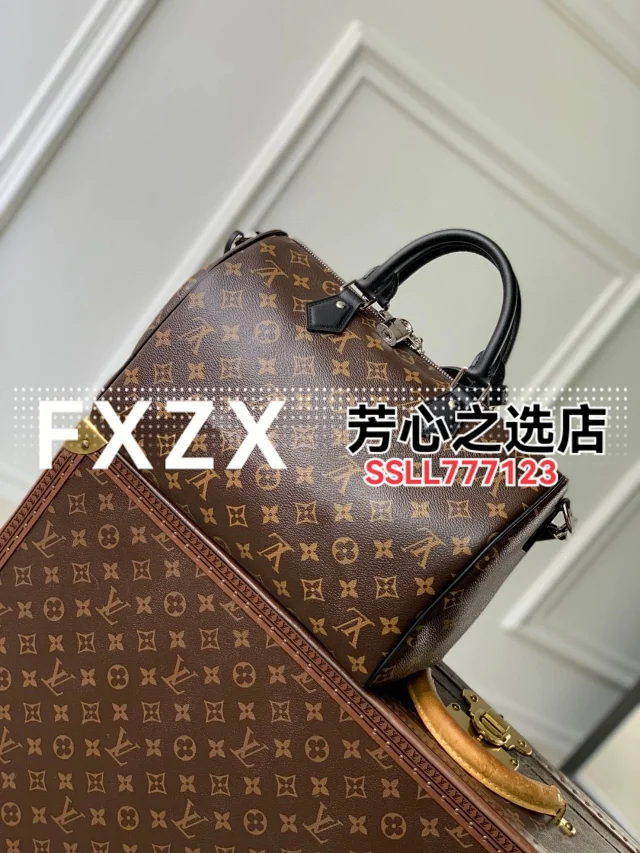 刘亦菲同款！LV Speedy Soft 30 Crafty 枕头包，单肩斜挎女包  第65张