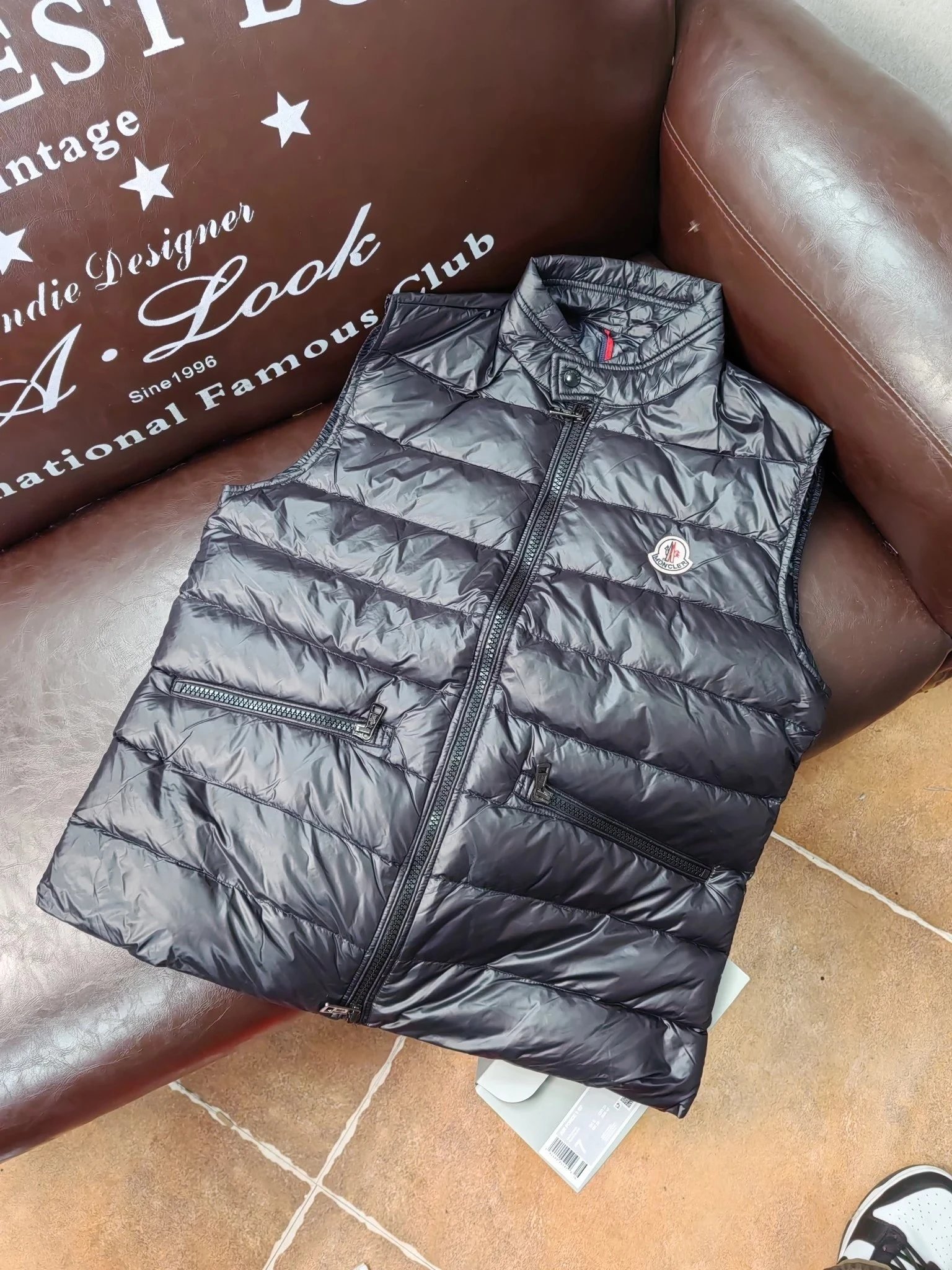 Mongolian Maya Down Vest: Men's Black