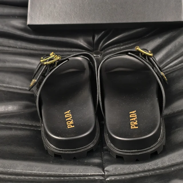 Prada Sandals Logo Detail Slide product detail image 16