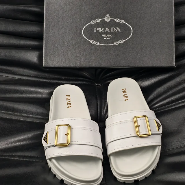 Prada Sandals Logo Detail Slide product detail image 11