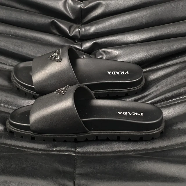 Prada Sandals Logo Detail Slide product detail image 32
