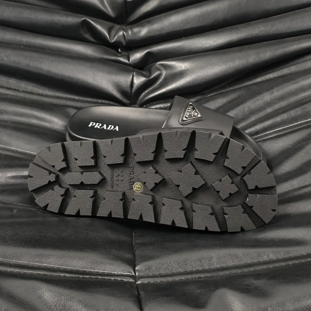 Prada Sandals Logo Detail Slide product detail image 35