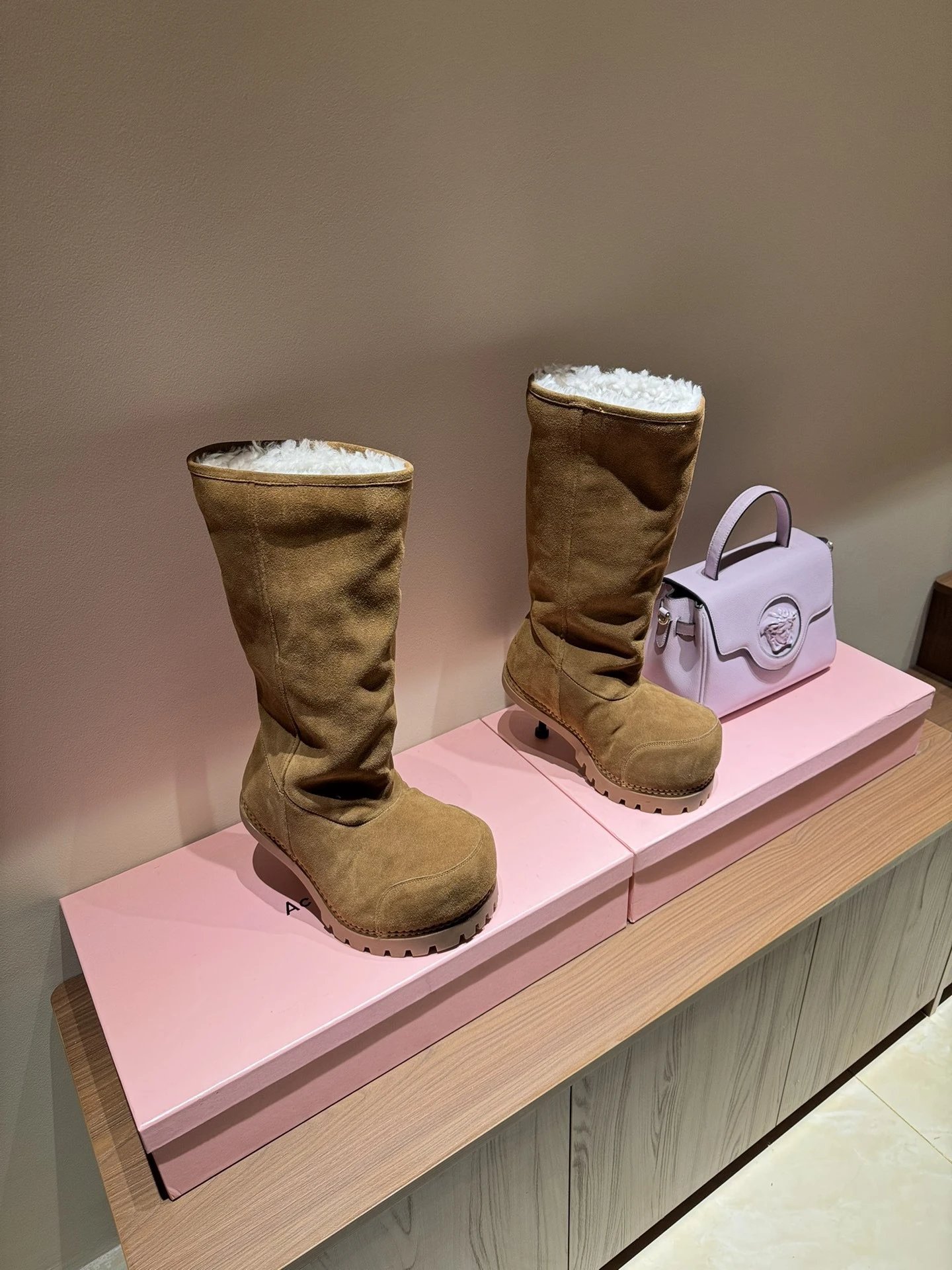 High heels in apricot color (non refundable)