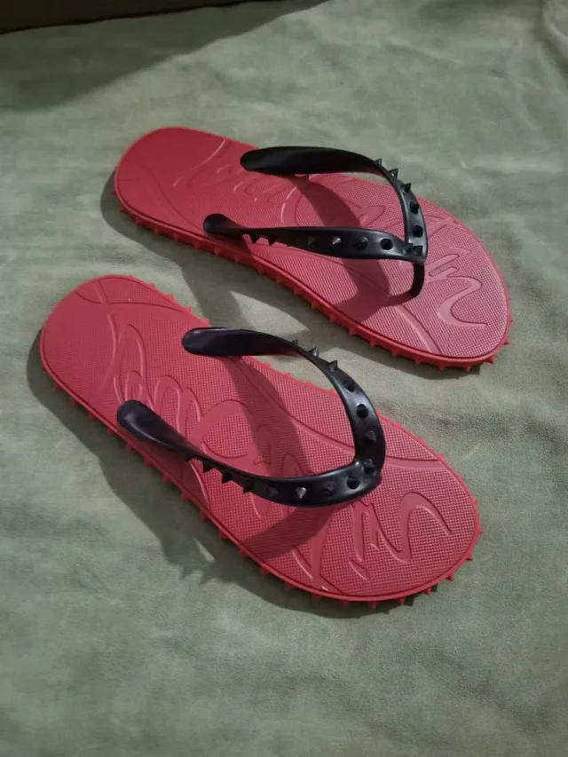Christian Louboutin Slippers Spiked Slide product detail image 27