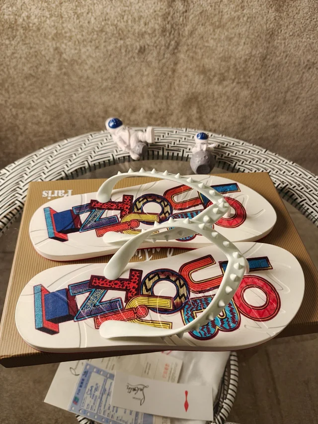 Christian Louboutin Slippers Spiked Slide product detail image 45