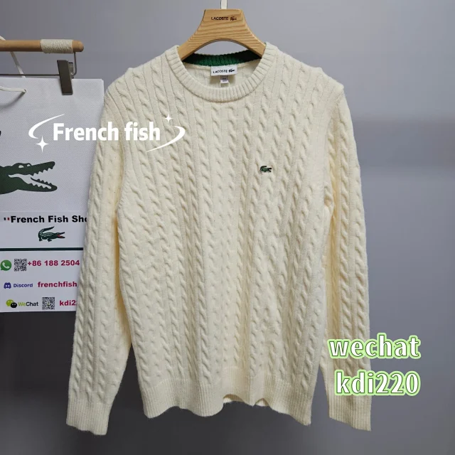 Lacoste Knitwear Cable-knit crewneck sweater with crocodile patch product detail image 2