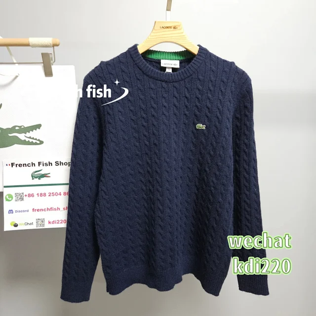 Lacoste Knitwear Cable-knit crewneck sweater with crocodile patch product detail image 3