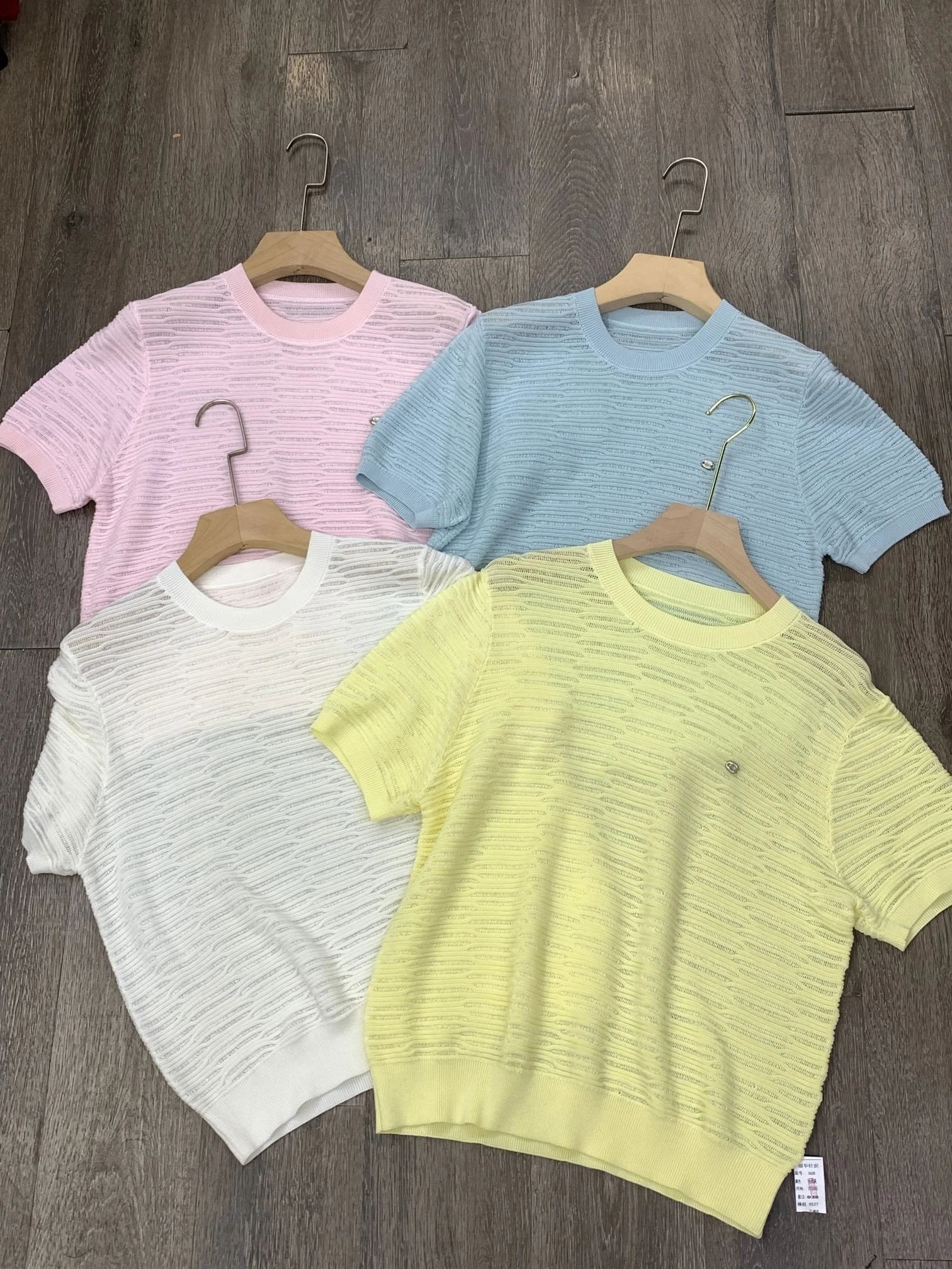 Last order good goods~Women's Lyocell Tencel short sleeved knitted sweater, Korean solid color simple texture, breathable and skin friendly casual versatile top