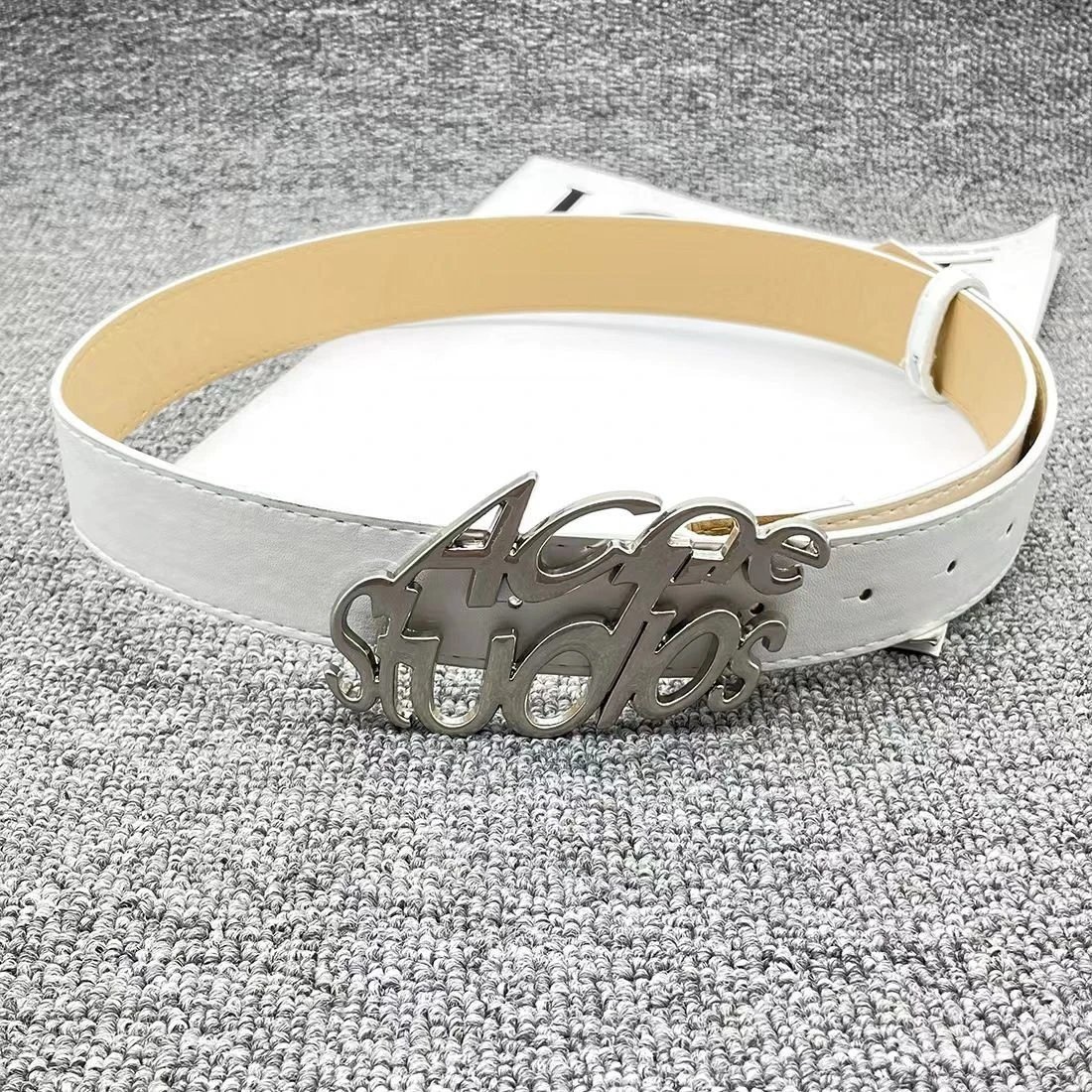 Vintage Gold Belt photo 4