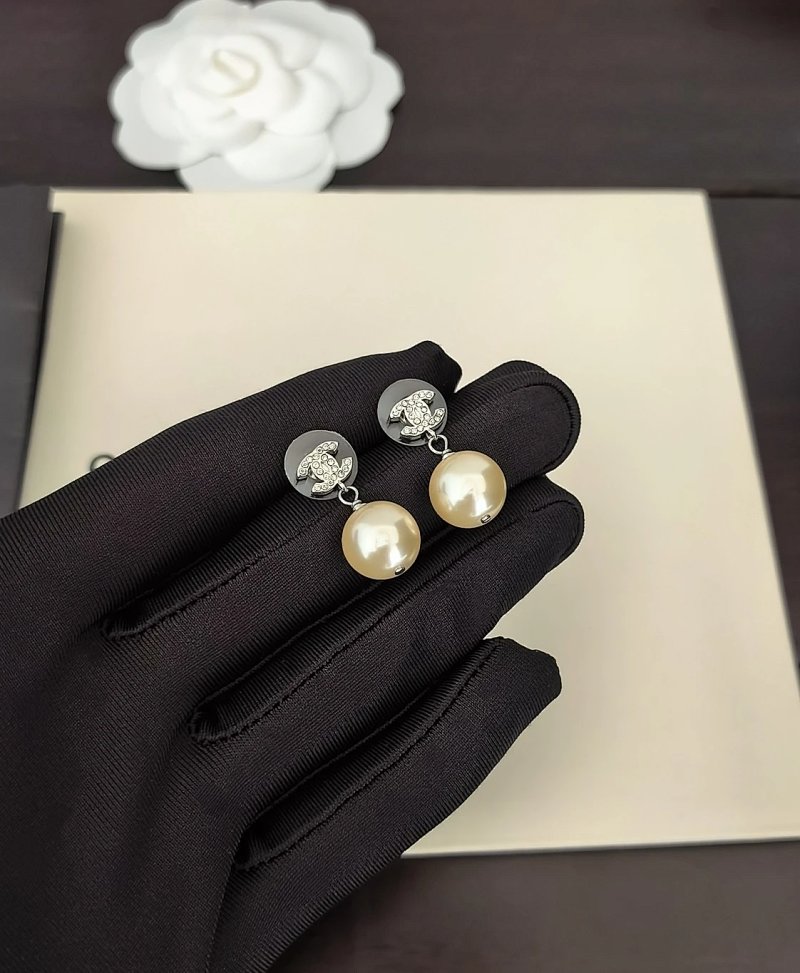 Earrings from Foreign trade genuine