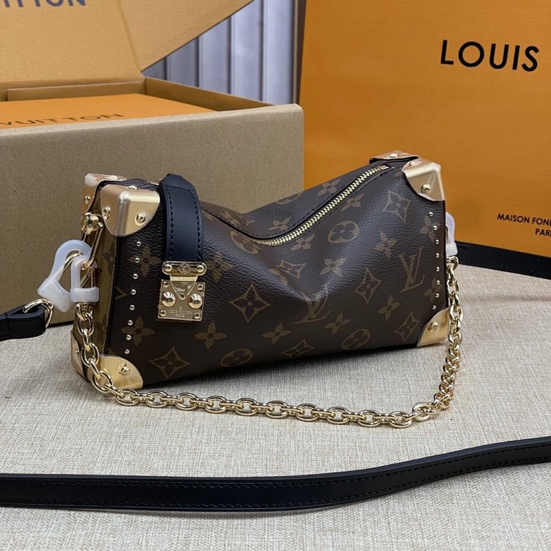Louis Vuitton M25860 Side Trunk