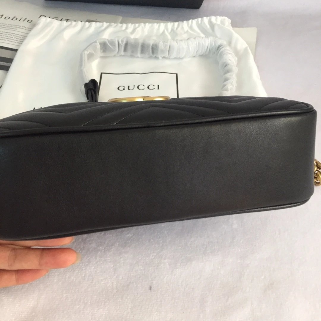 Gucci Marmont Shoulder Bag 6