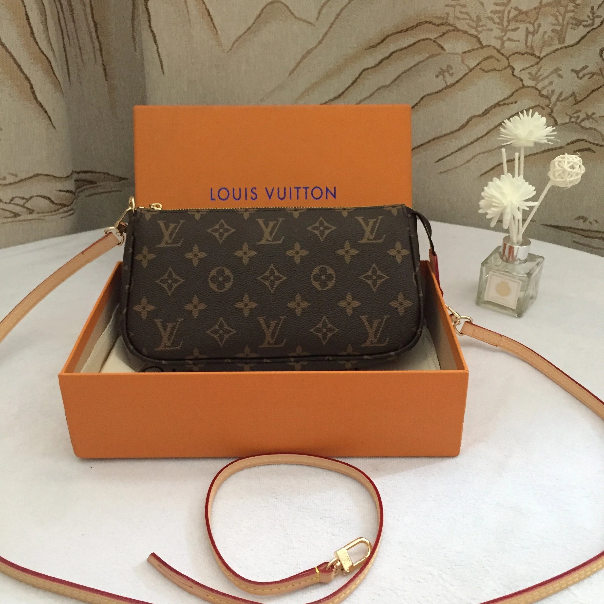 Louis Vuitton crossbody bag