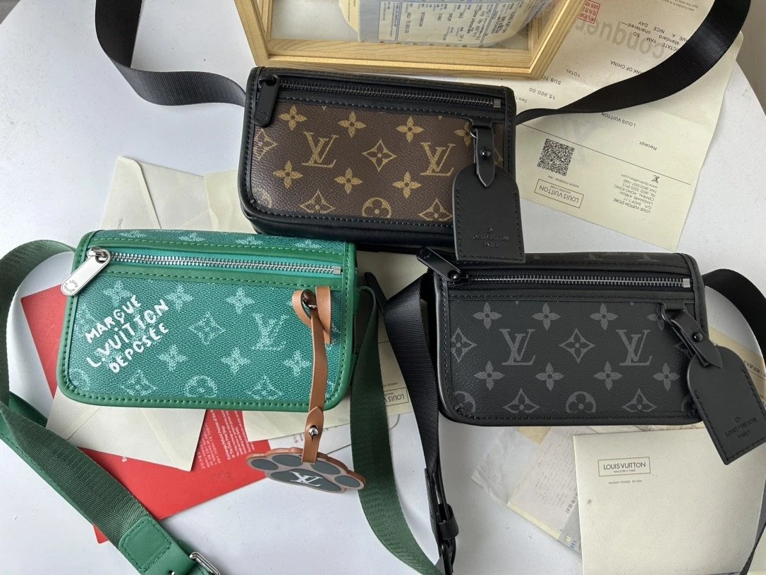 Messenger bag from Foreign trade genuine