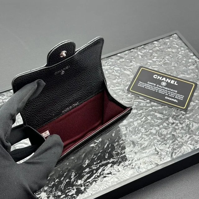 Chanel Wallets & Card Holders AP8937 Quilted Flap Holder product detail image 8