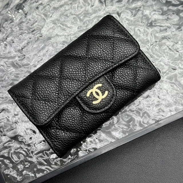 Chanel Wallets & Card Holders AP8937 Quilted Flap Holder product detail image 11