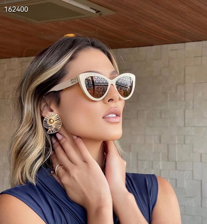 Miu Miu glasses