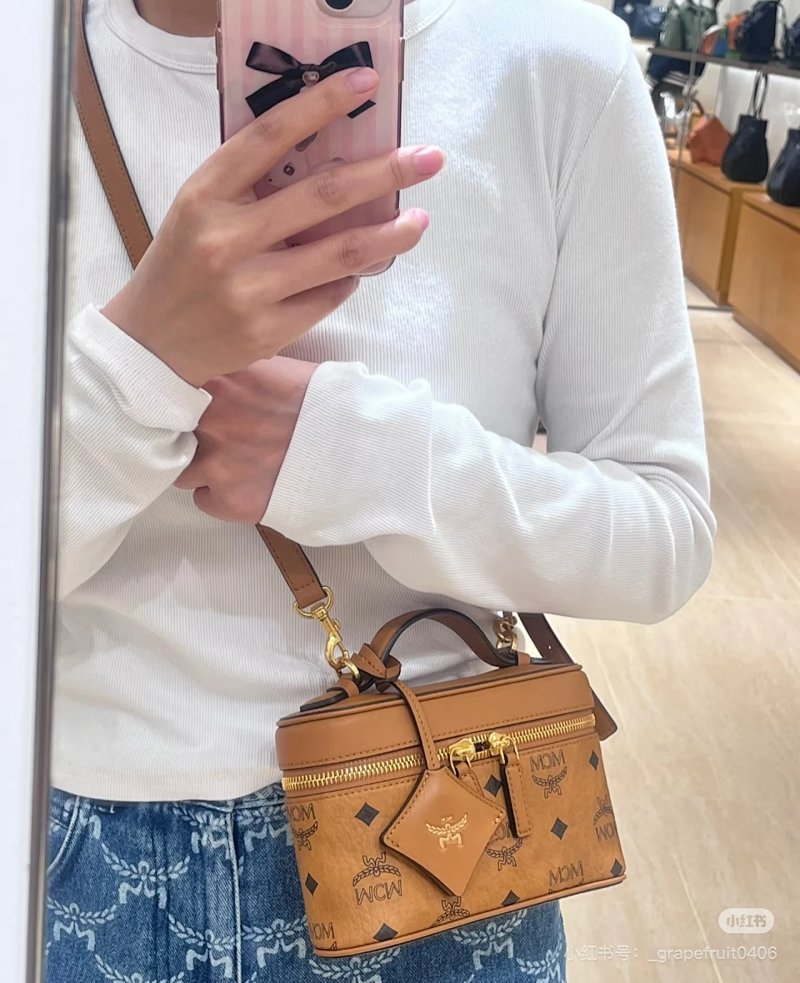Handbag from Foreign trade genuine