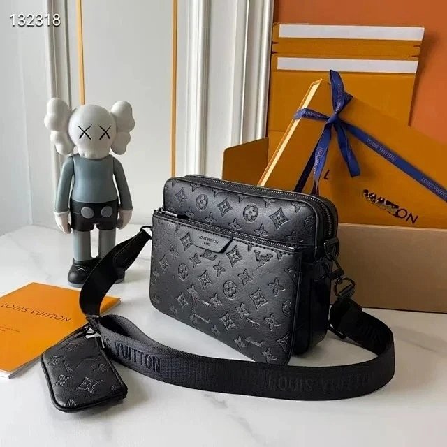 Messenger bag from Foreign trade genuine