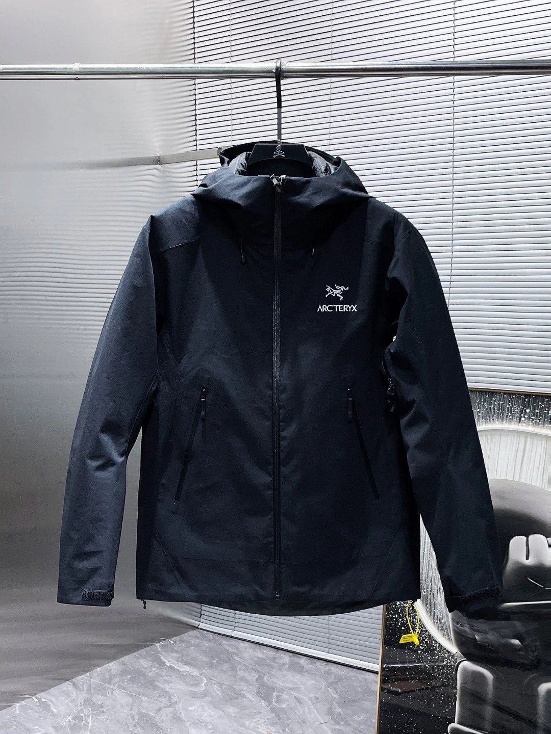 D SKU image