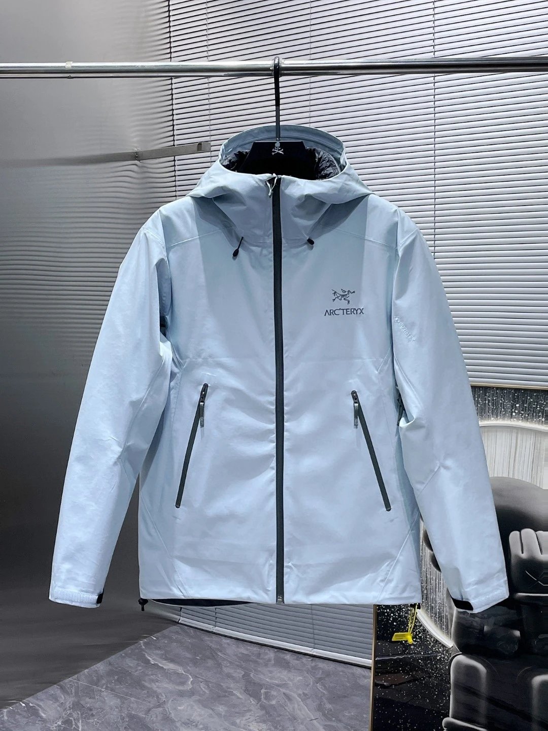 E SKU image