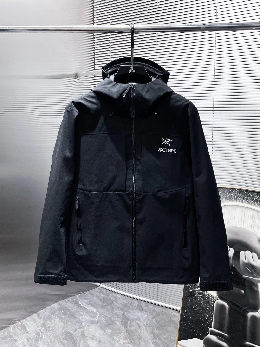 D SKU image