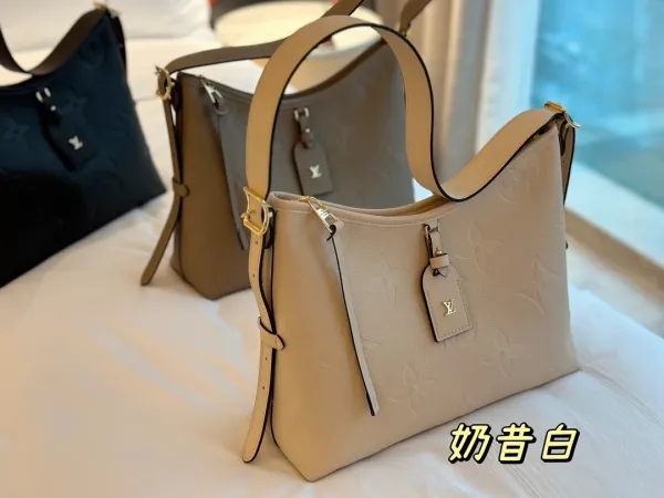 Louis Vuitton Onthego Hobo Bag Milk White Shoulder Bag - 16