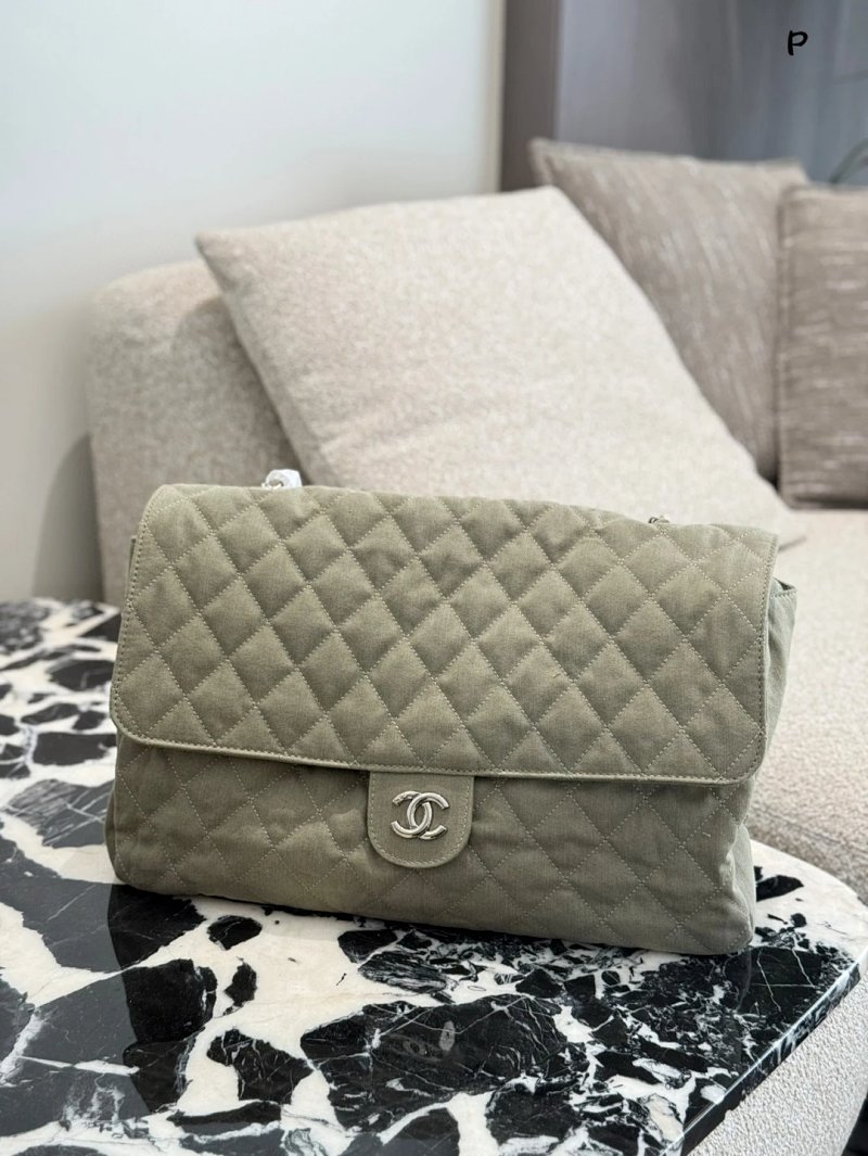 Chanel tote bag