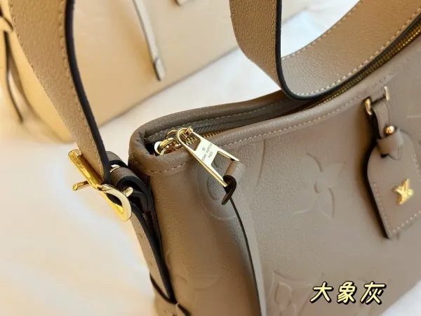 Louis Vuitton Onthego Hobo Bag Milk White Shoulder Bag - 13