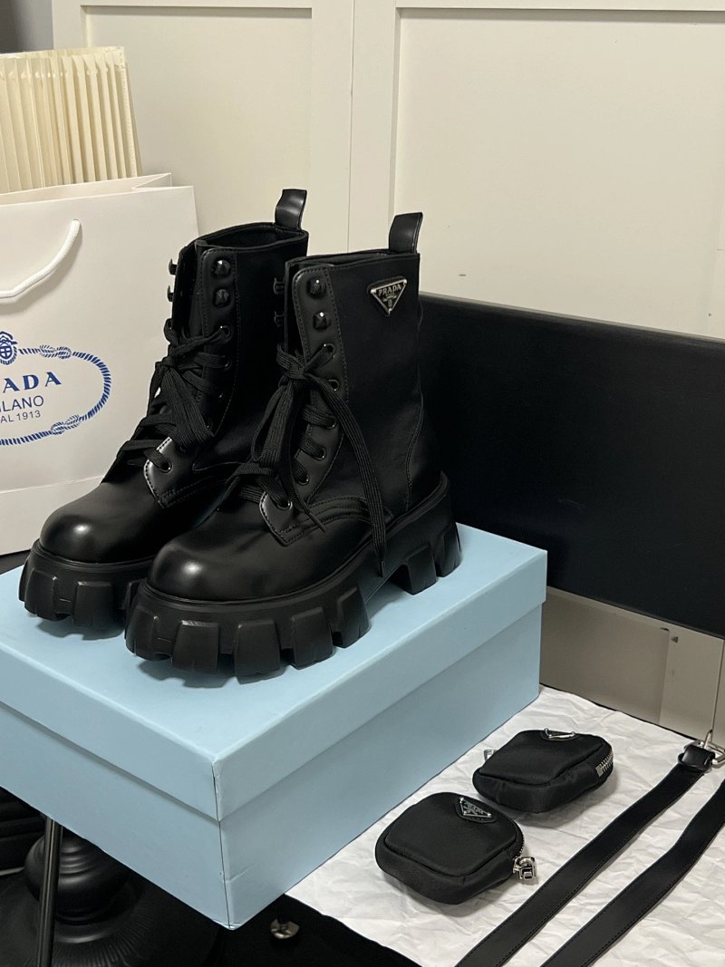 Boots from Apple
