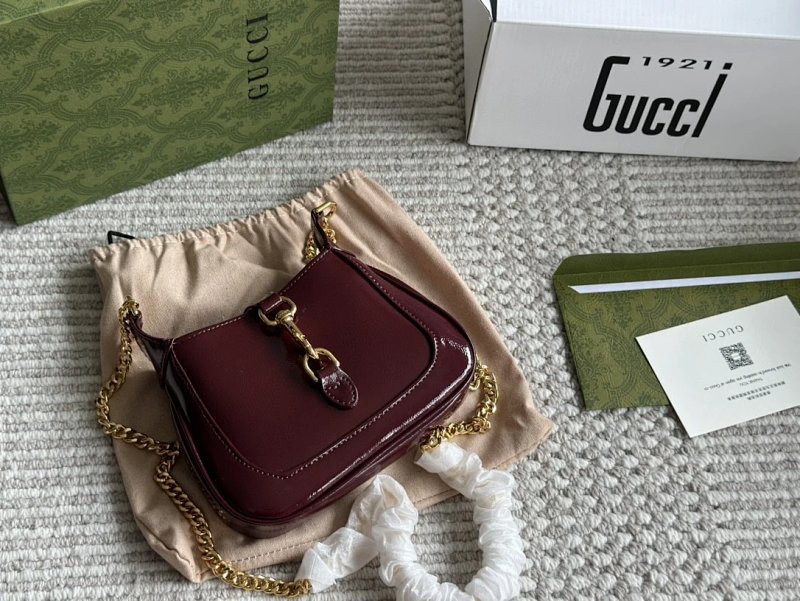 Crossbody bag from Apple
