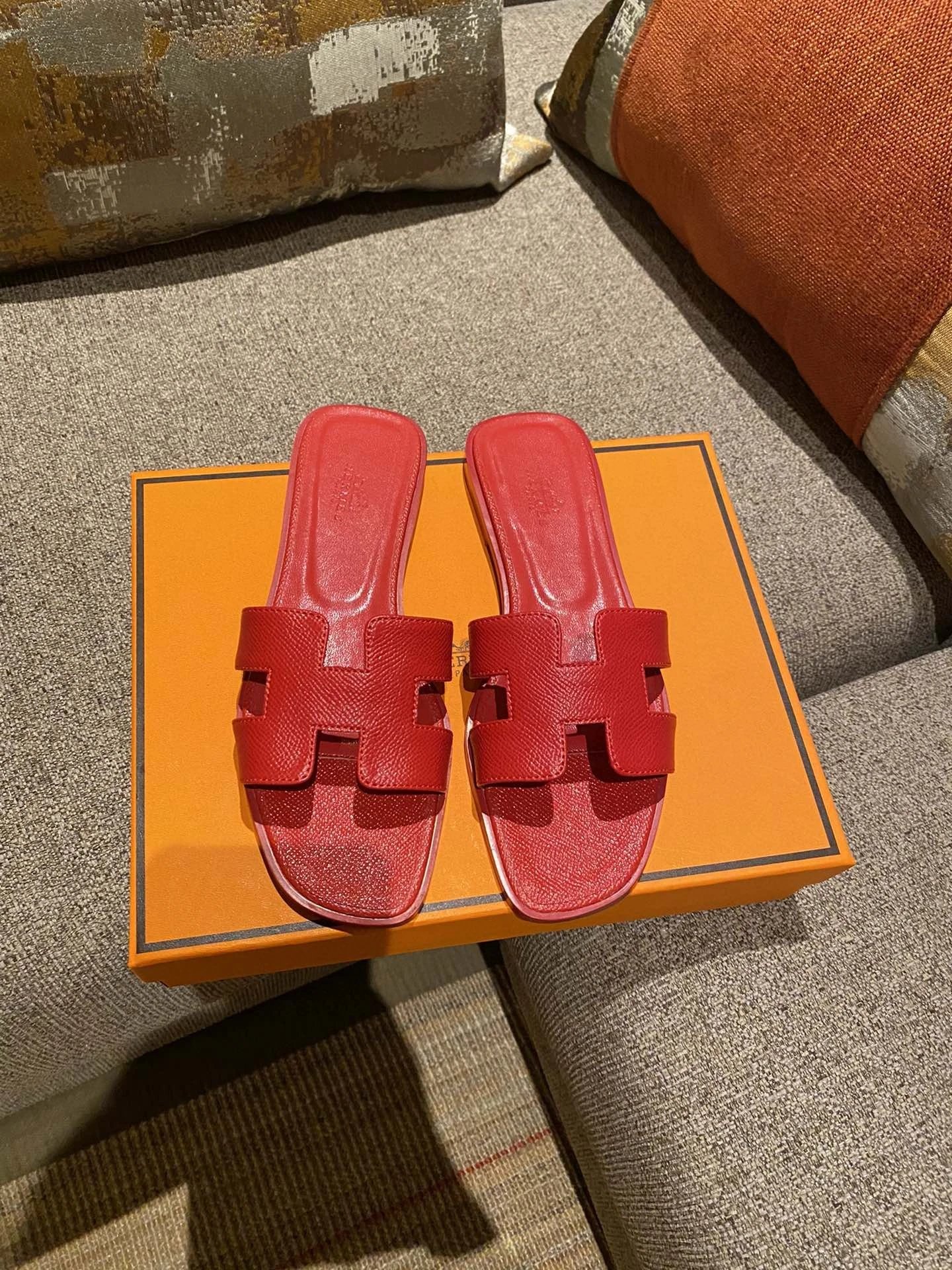 Hermes Oran Slippers · 2
