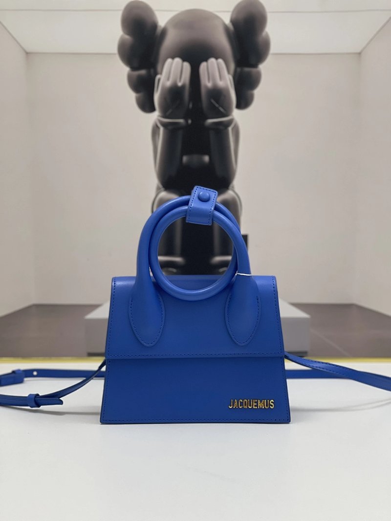 Jacquemus Ins