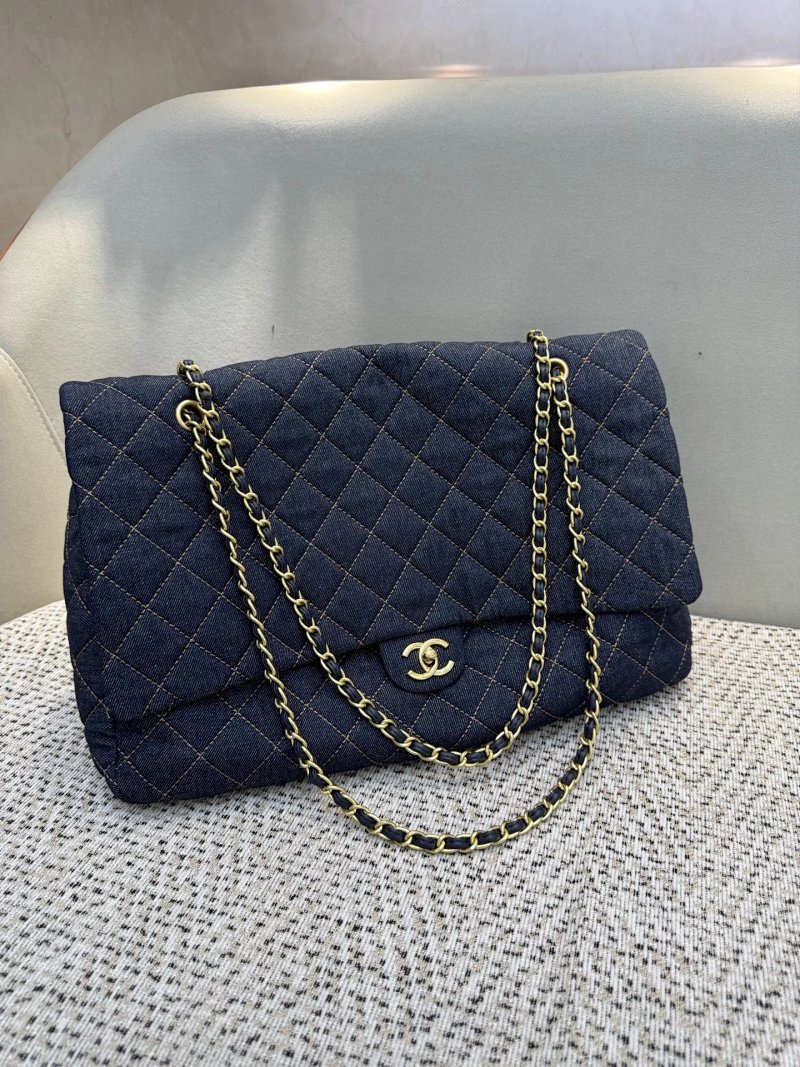 Chanel tote bag
