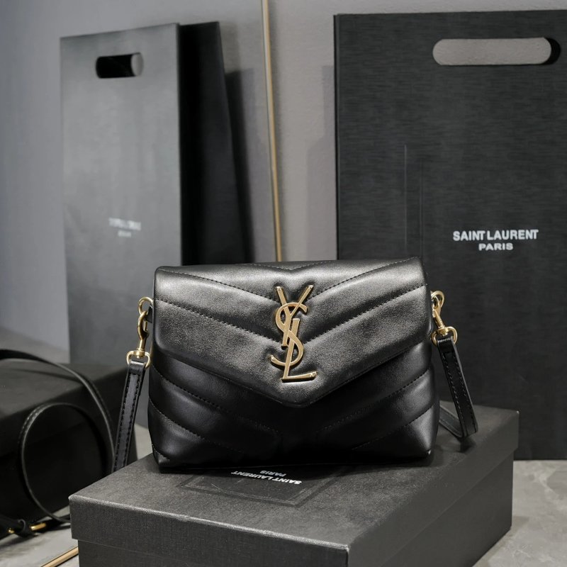 Messenger bag from Apple
