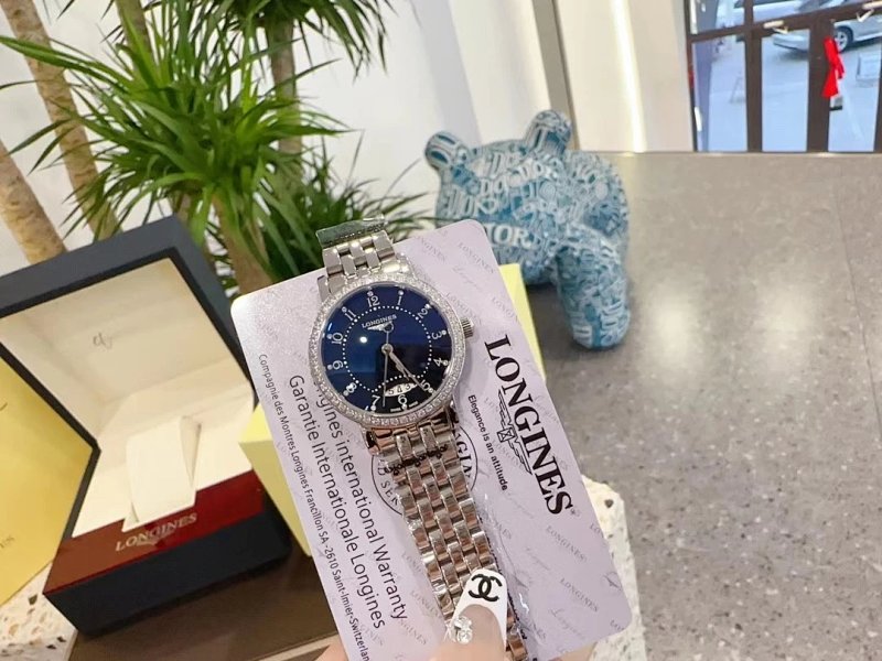 Longines Conquest Classic