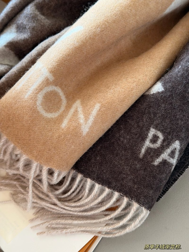 Scarf from Apple