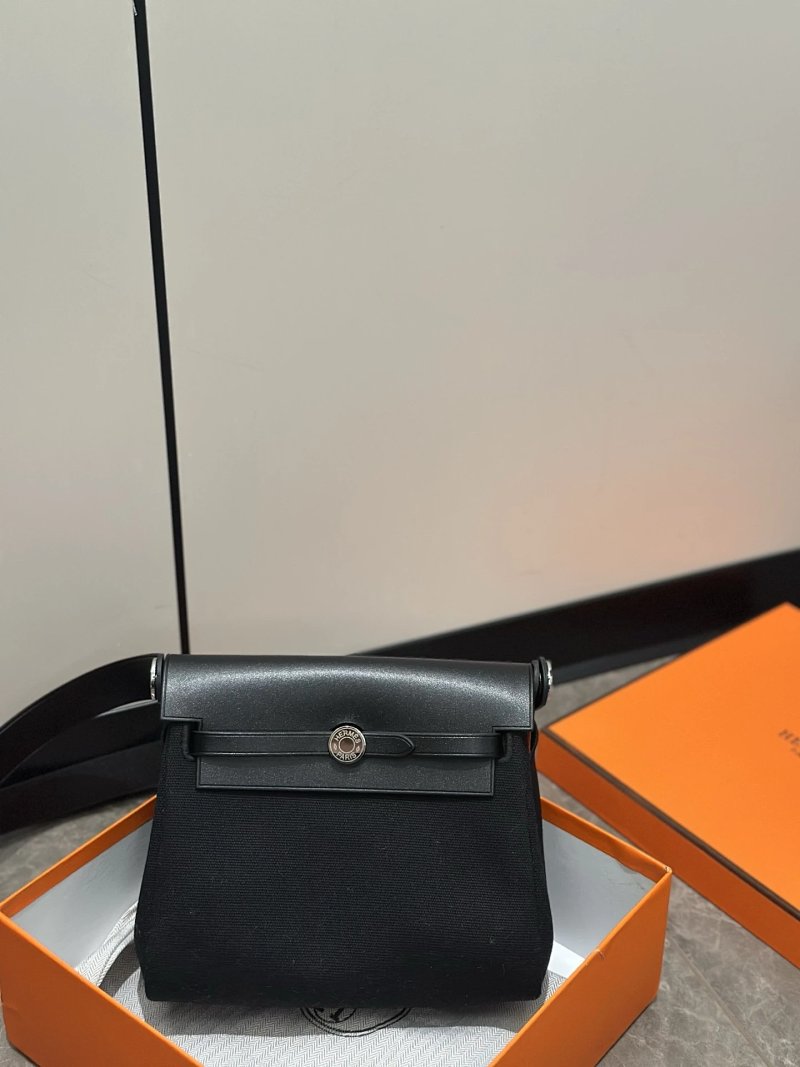 Crossbody bag from Apple