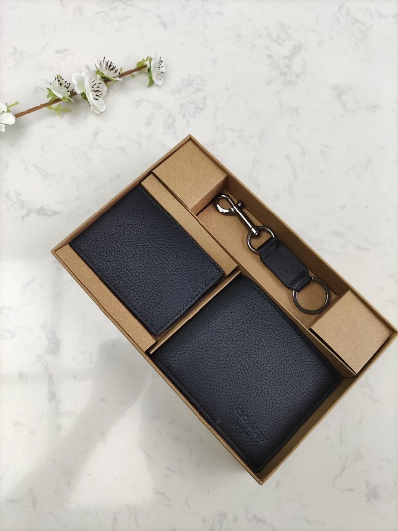 Coin purse from Apple