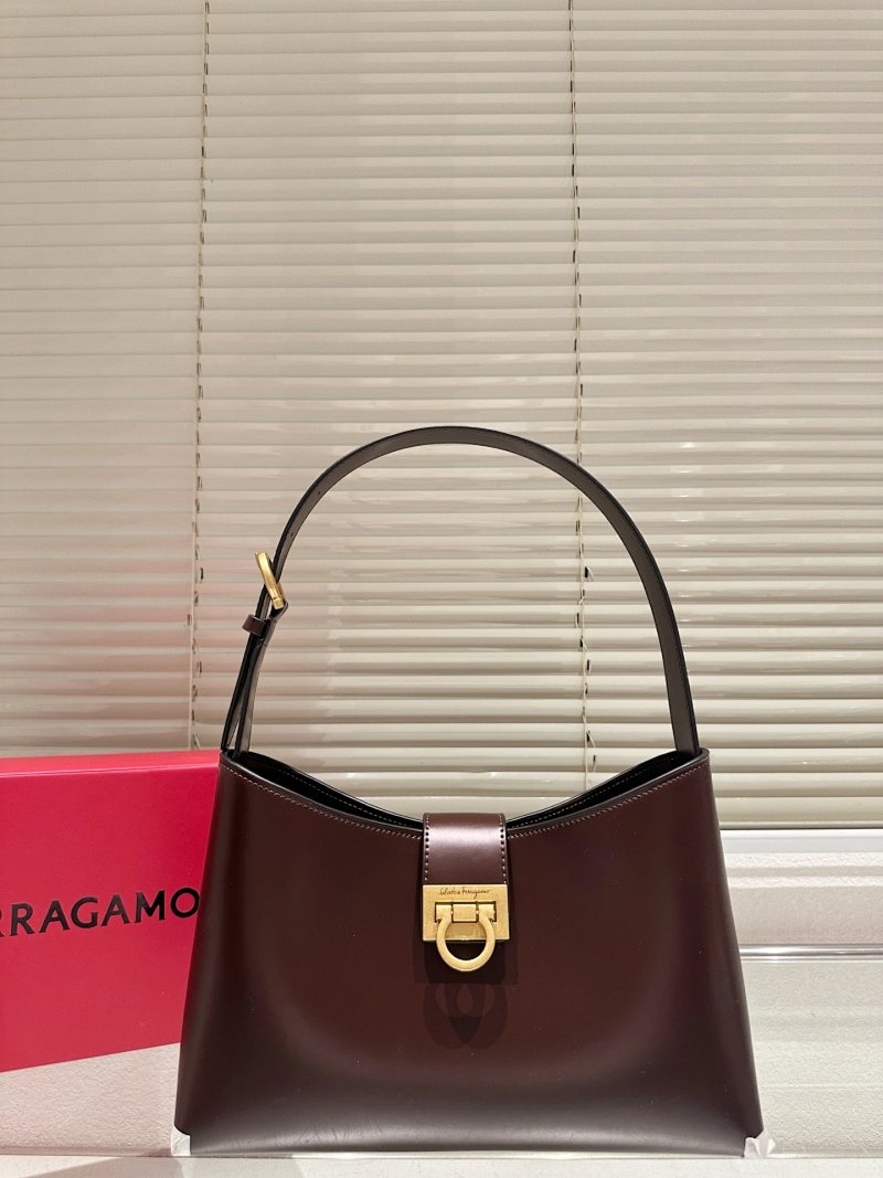 Shoulder bag from Apple