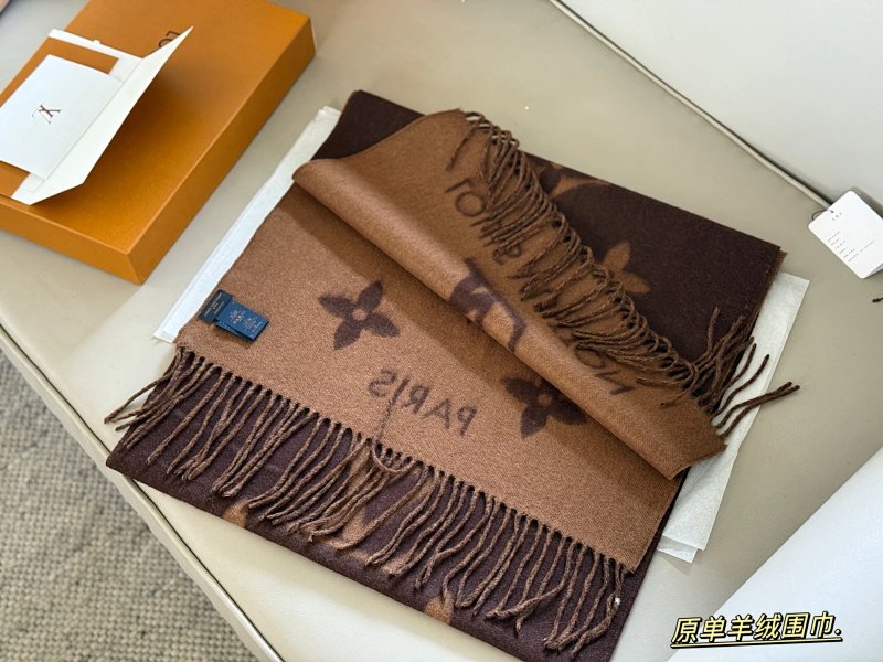 Louis Vuitton scarf