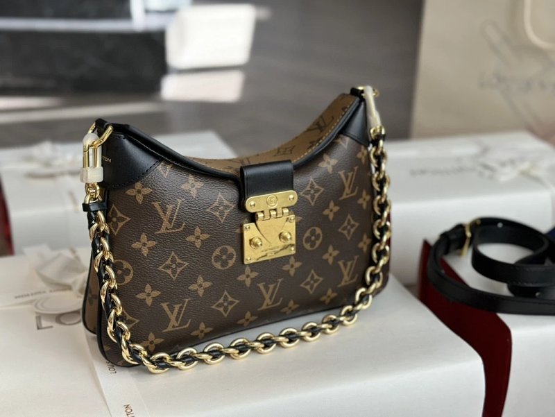 Crossbody bag from Apple