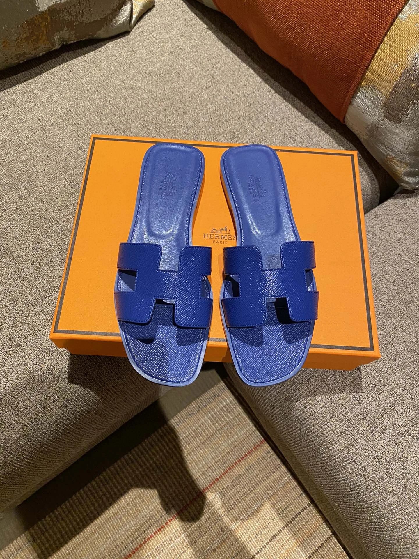 Hermès Oran Sandals [21 styles