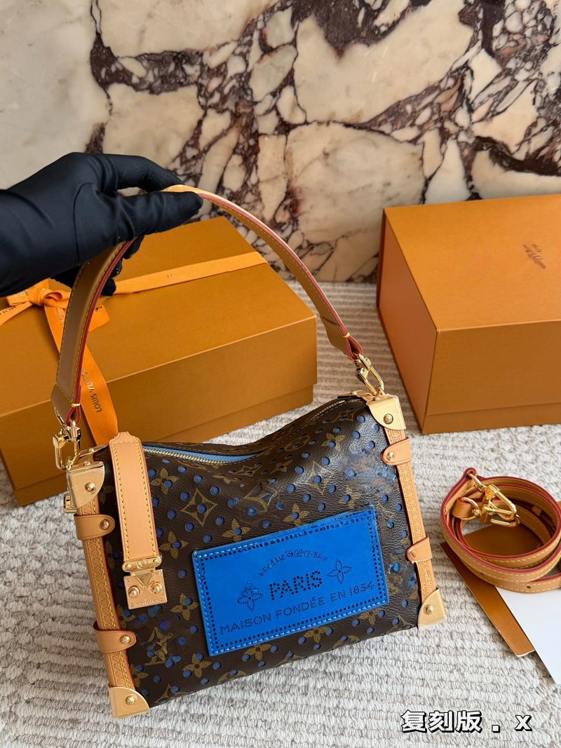 Crossbody bag from Apple