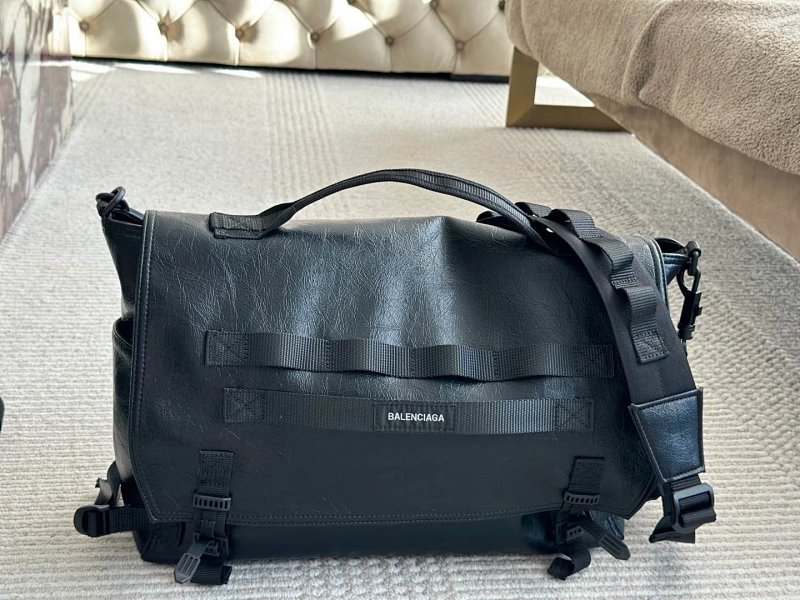 Balenciaga messenger bag