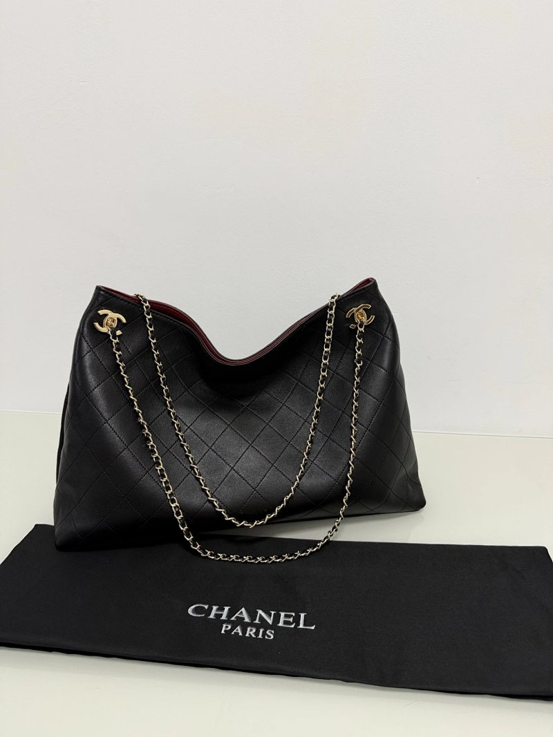 Chanel shopping bag