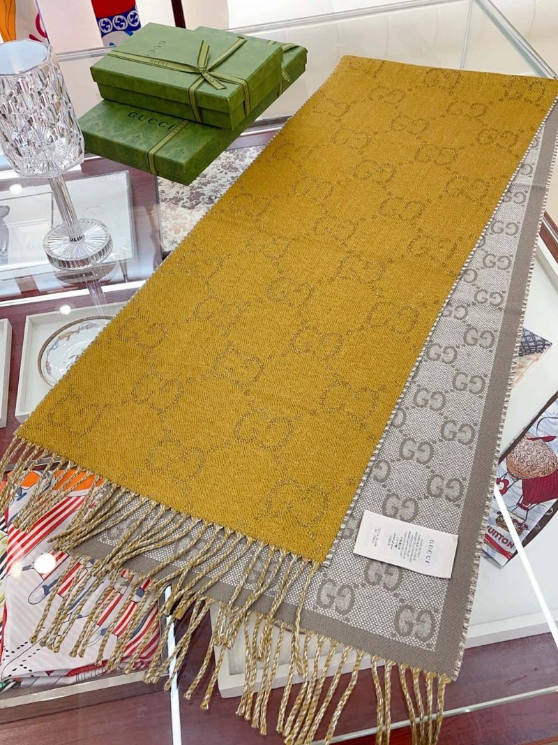 Scarf from Apple