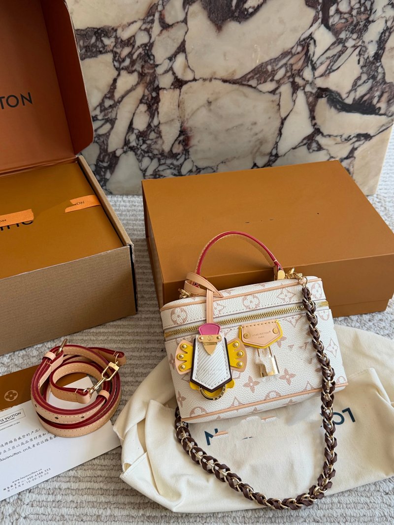 Louis Vuitton crossbody bag